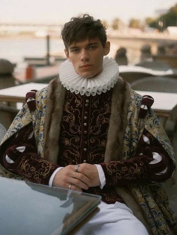 Renaissance Portrait filter after transformation - portrait in Renaissance courtly style