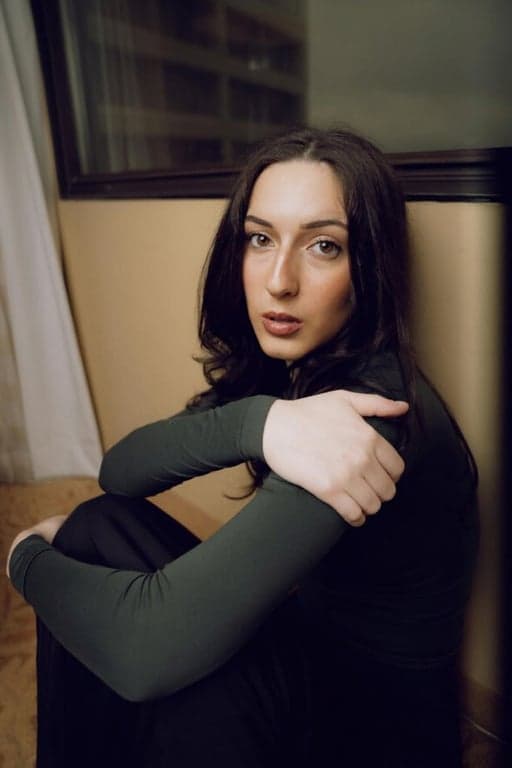 AI tan skin filter after transformation - fashion lookbook photo with tropical tan effect