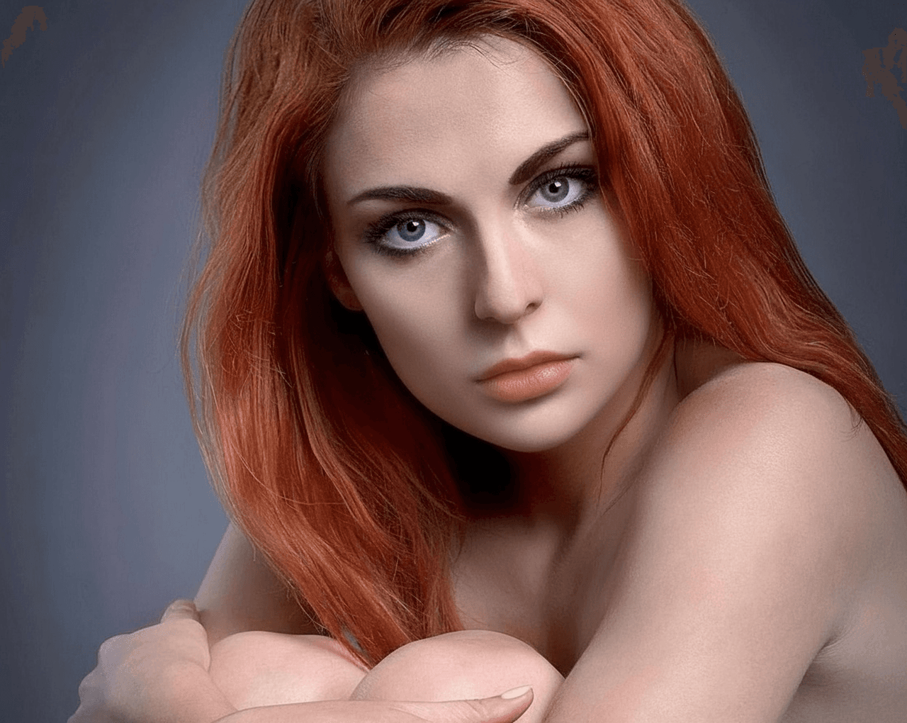 AI face slimmer filter before photo - original image before facial contour reduction