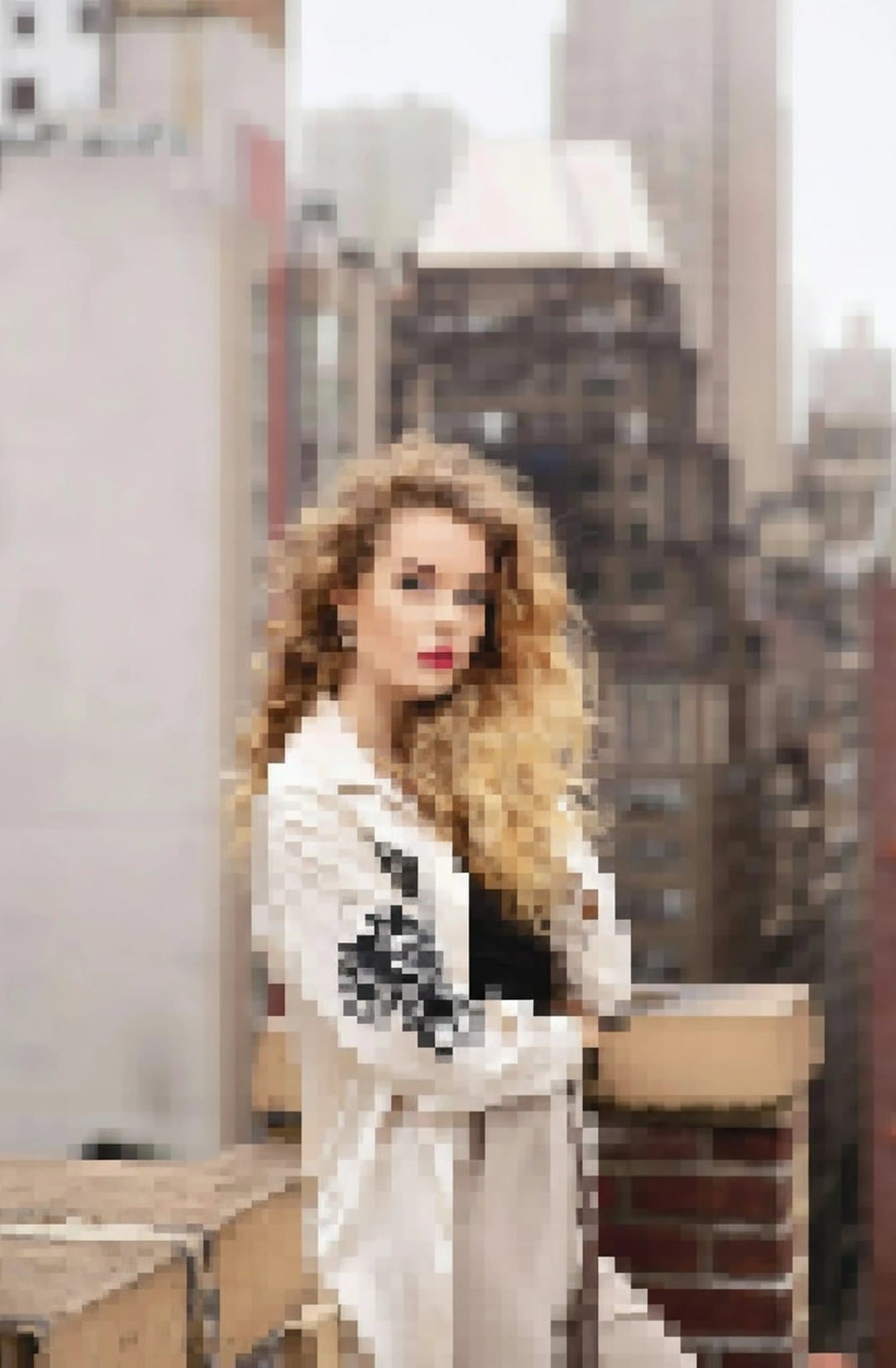 AI unpixelate image filter before photo - influencer photo before detail restoration